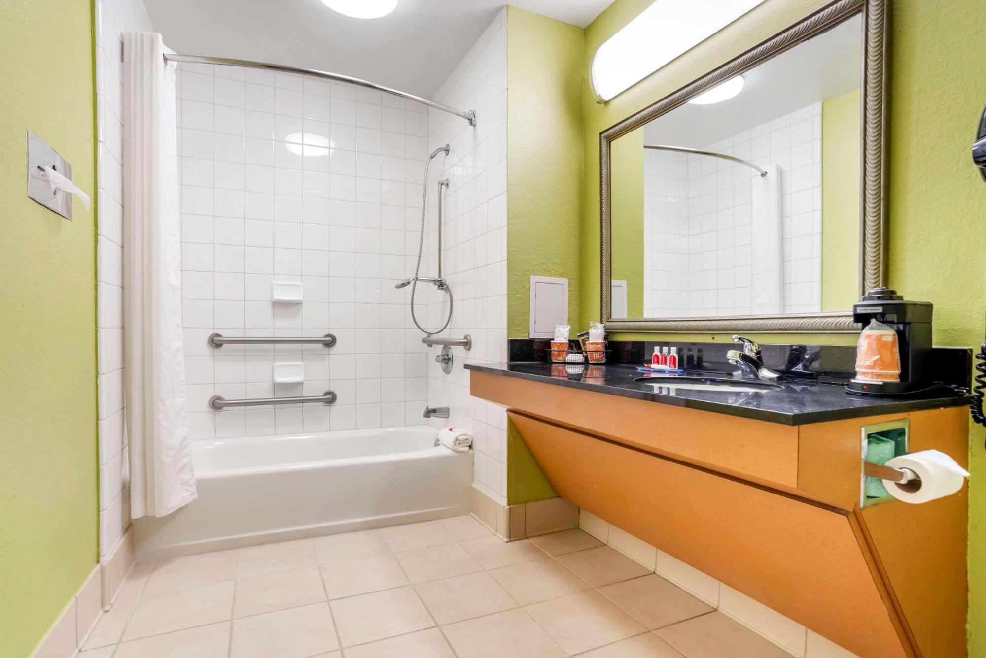 Econo Lodge Moss Point - Pascagoula Extérieur photo